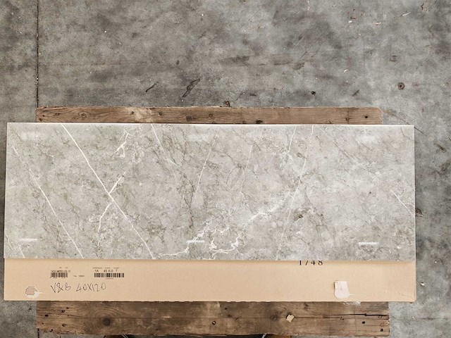 Villeroy&boch marmochic glans grijs wandtegel 40x120 cm 21,12 m² - afbeelding 4 van  6