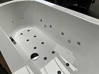 Villeroy&boch oberon whirlpool bad - afbeelding 12 van  15