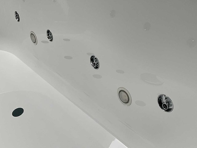 Villeroy&boch oberon whirlpool bad - afbeelding 3 van  15