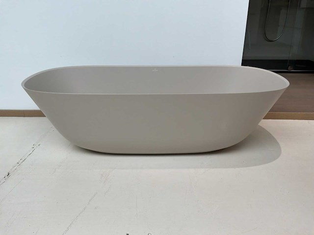 Villeroy&boch theano vrijstaand bad - afbeelding 2 van  5