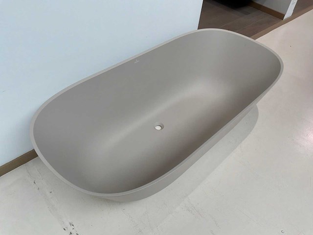 Villeroy&boch theano vrijstaand bad - afbeelding 3 van  5