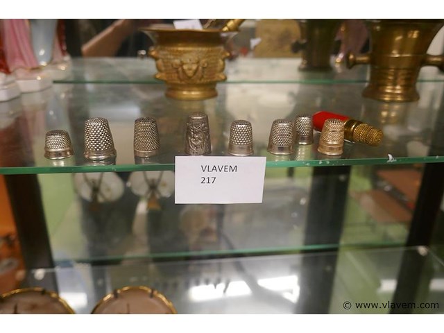 Vingerhoedjes - afbeelding 1 van  1