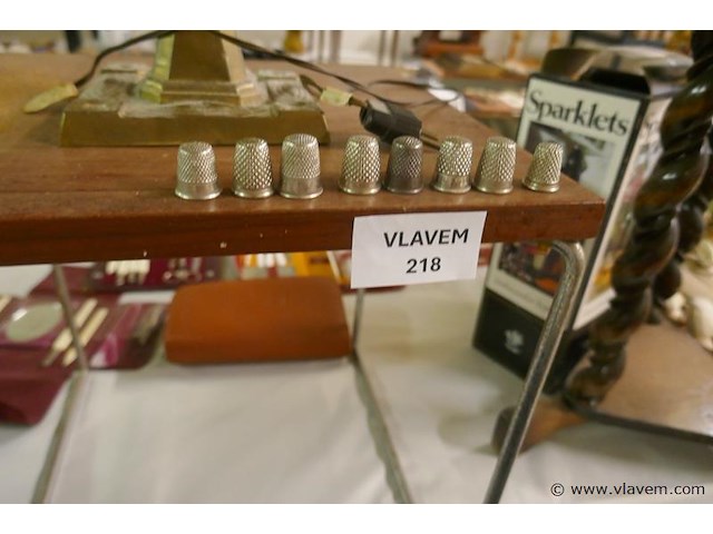 Vingerhoedjes - afbeelding 1 van  1