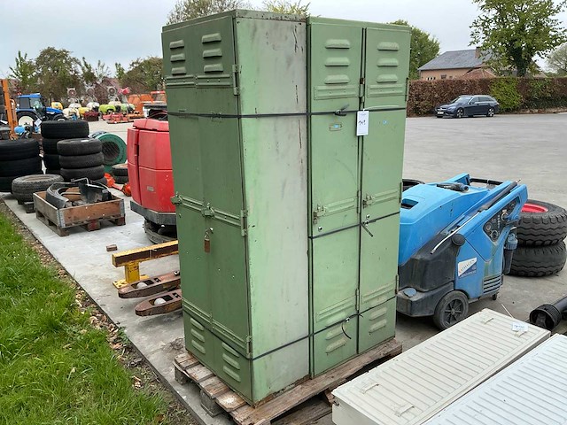 Vintage 2-deurs lockerkast (3x) - afbeelding 1 van  3