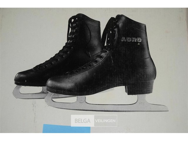Vintage acro kunstschaatsen mt 45 - afbeelding 1 van  2