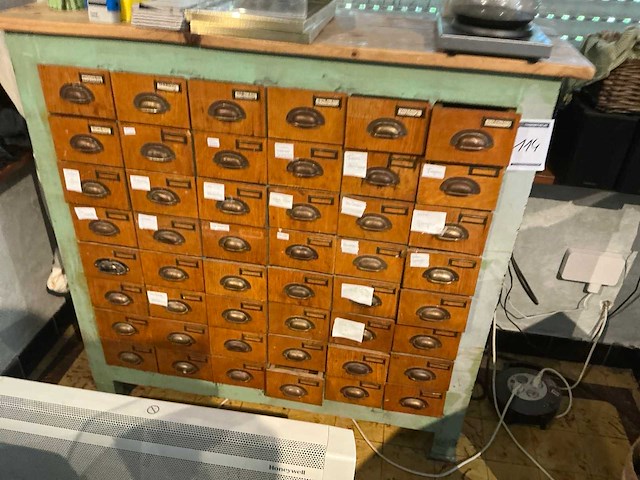 Vintage apothekerskast - afbeelding 3 van  5