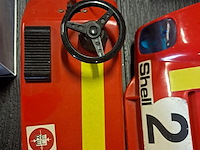 Vintage auto ferrari met afstandbediening - afbeelding 2 van  3