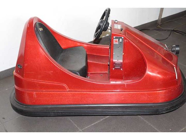 Vintage autoscooter - afbeelding 2 van  5