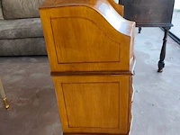 Vintage barokke secretaire ladekast uitgevoerd in rococo stijl met klep en 2 laden (met inhoud kaarsen) - afbeelding 4 van  9