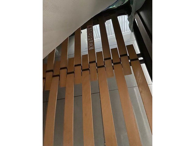 Vintage bed - afbeelding 5 van  8