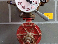 Vintage benzinepomp japy - afbeelding 2 van  3