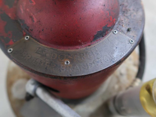 Vintage benzinepomp - afbeelding 5 van  5