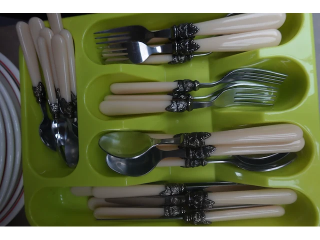Vintage bestek & servies - afbeelding 3 van  7
