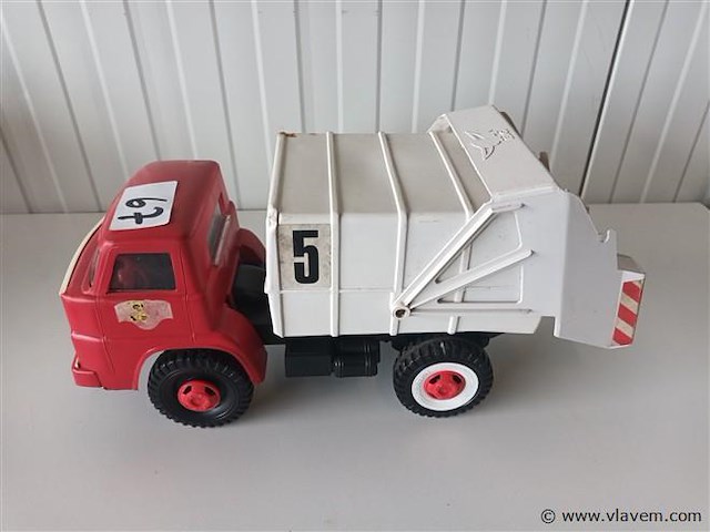 Vintage big vrachtwagen - afbeelding 2 van  6