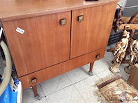 Vintage bijzetmeubel - afbeelding 1 van  2
