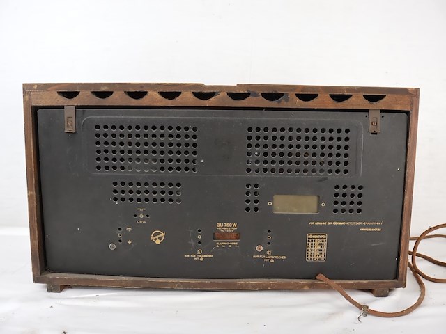 Vintage blauwpunkt buizenradio - afbeelding 6 van  7