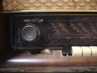 Vintage buizenradio - afbeelding 3 van  7