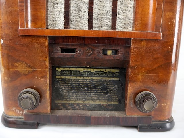 Vintage buizenradio - afbeelding 3 van  5