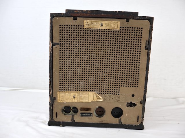 Vintage buizenradio - afbeelding 4 van  5