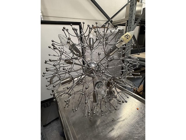 Vintage chromen sputnik kroonluchter - afbeelding 2 van  2