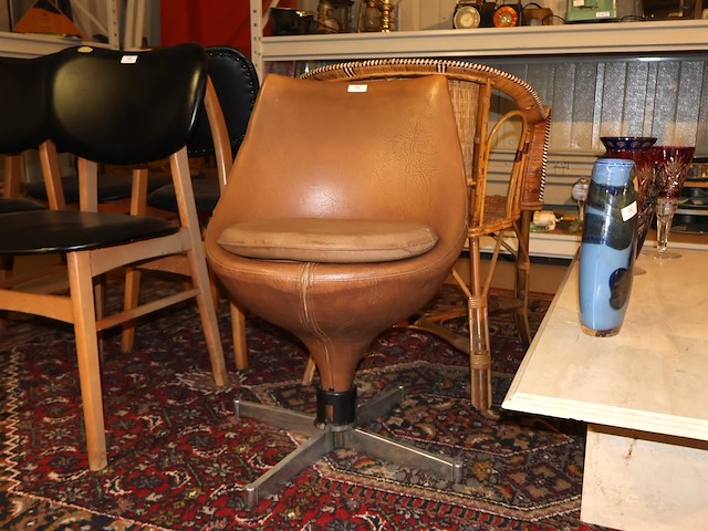 Vintage designstoel - afbeelding 1 van  7