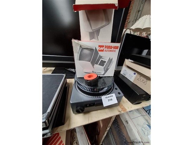 Vintage diaprojector - afbeelding 1 van  1
