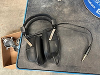 Vintage draagbare grammofoon - afbeelding 6 van  19