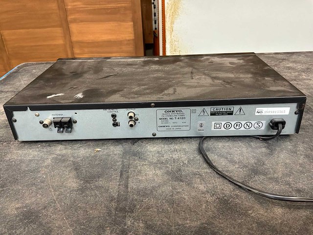 Vintage draagbare grammofoon - afbeelding 11 van  19