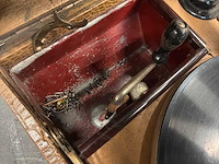 Vintage draagbare grammofoon - afbeelding 18 van  19