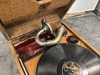 Vintage draagbare grammofoon - afbeelding 19 van  19