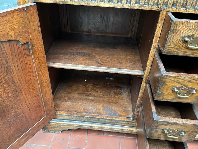 Vintage dressoir - afbeelding 8 van  12