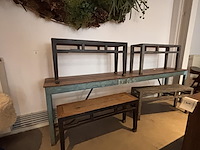 Vintage eetafel met 4 vintage zitbanken - afbeelding 1 van  6