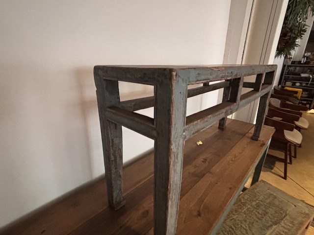 Vintage eetafel met 4 vintage zitbanken - afbeelding 6 van  6