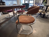 Vintage eetafel met 8 designstoelen - afbeelding 2 van  11