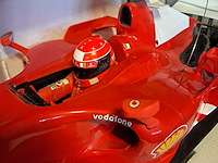 Vintage ferrari formule 1 met afstandsbediening in doos origineel schaal 1 op 7 - afbeelding 5 van  7