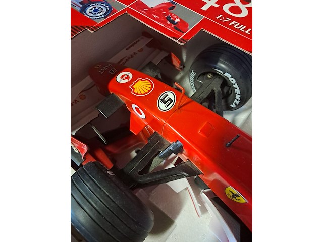 Vintage ferrari formule 1 met afstandsbediening in doos origineel schaal 1 op 7 - afbeelding 6 van  7