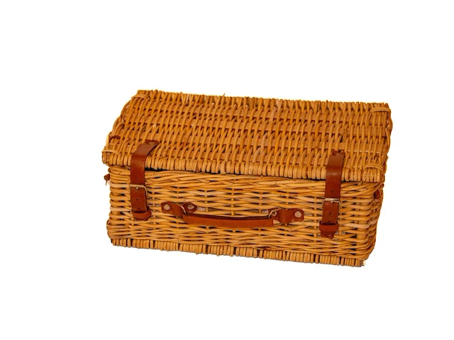 Vintage gevlochten rieten picknickmand met... - afbeelding 2 van  3