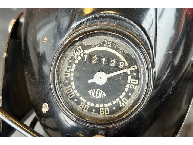 Vintage gilera motorfiets exclusief - afbeelding 2 van  16
