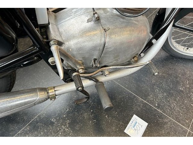 Vintage gilera motorfiets exclusief - afbeelding 13 van  16