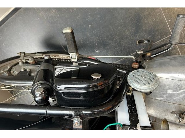 Vintage gilera motorfiets exclusief - afbeelding 16 van  16