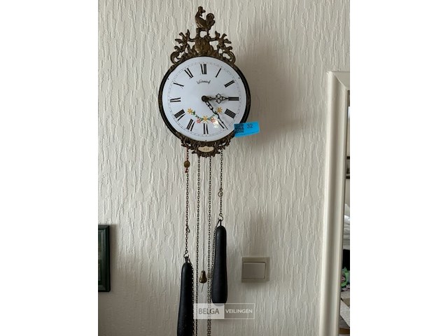 Vintage haantjes-wandklok met slinger en gewichten - afbeelding 1 van  3