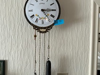 Vintage haantjes-wandklok met slinger en gewichten - afbeelding 1 van  3