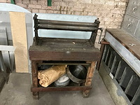 Vintage handbediende plaatwals - afbeelding 2 van  8