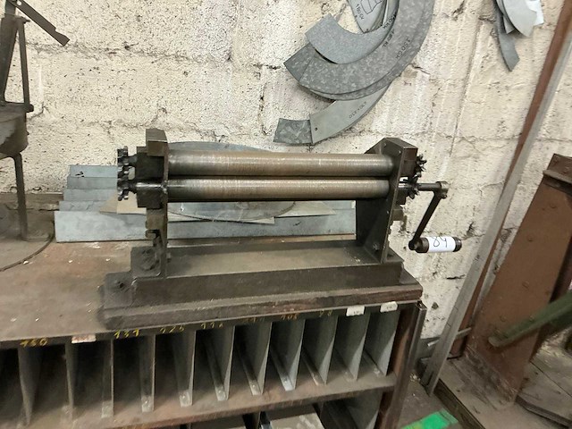 Vintage handbediende platenwals - afbeelding 3 van  5