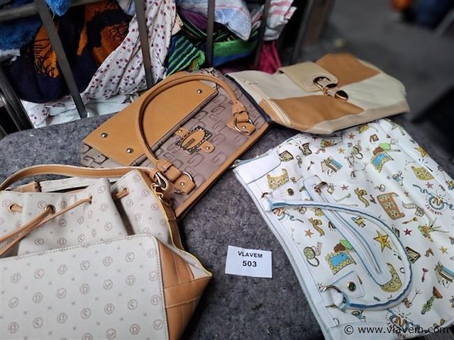 Vintage handtas - afbeelding 1 van  1