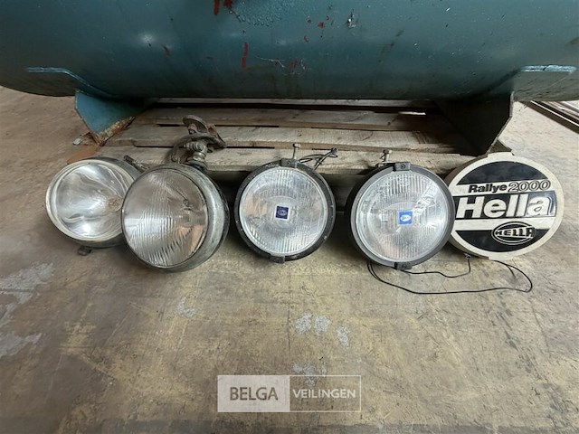 Vintage hella verstralers en mistlampen (4x) - afbeelding 1 van  4
