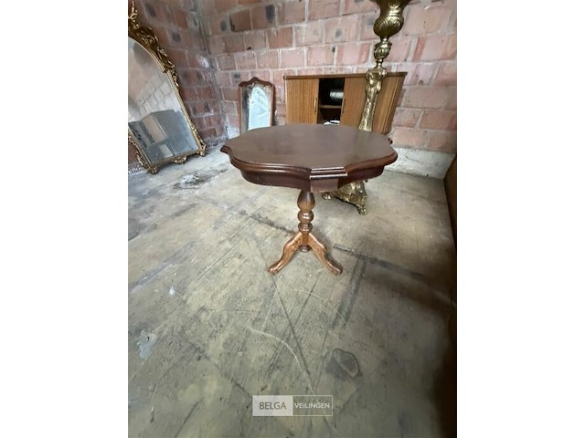 Vintage houten bijzettafeltje - afbeelding 1 van  3