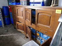 Vintage houten kast - afbeelding 1 van  4