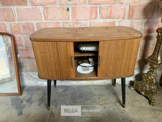 Vintage houten naaimachinekastje vigorelli - afbeelding 1 van  2