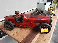 Vintage houten speelgoedauto - afbeelding 1 van  3